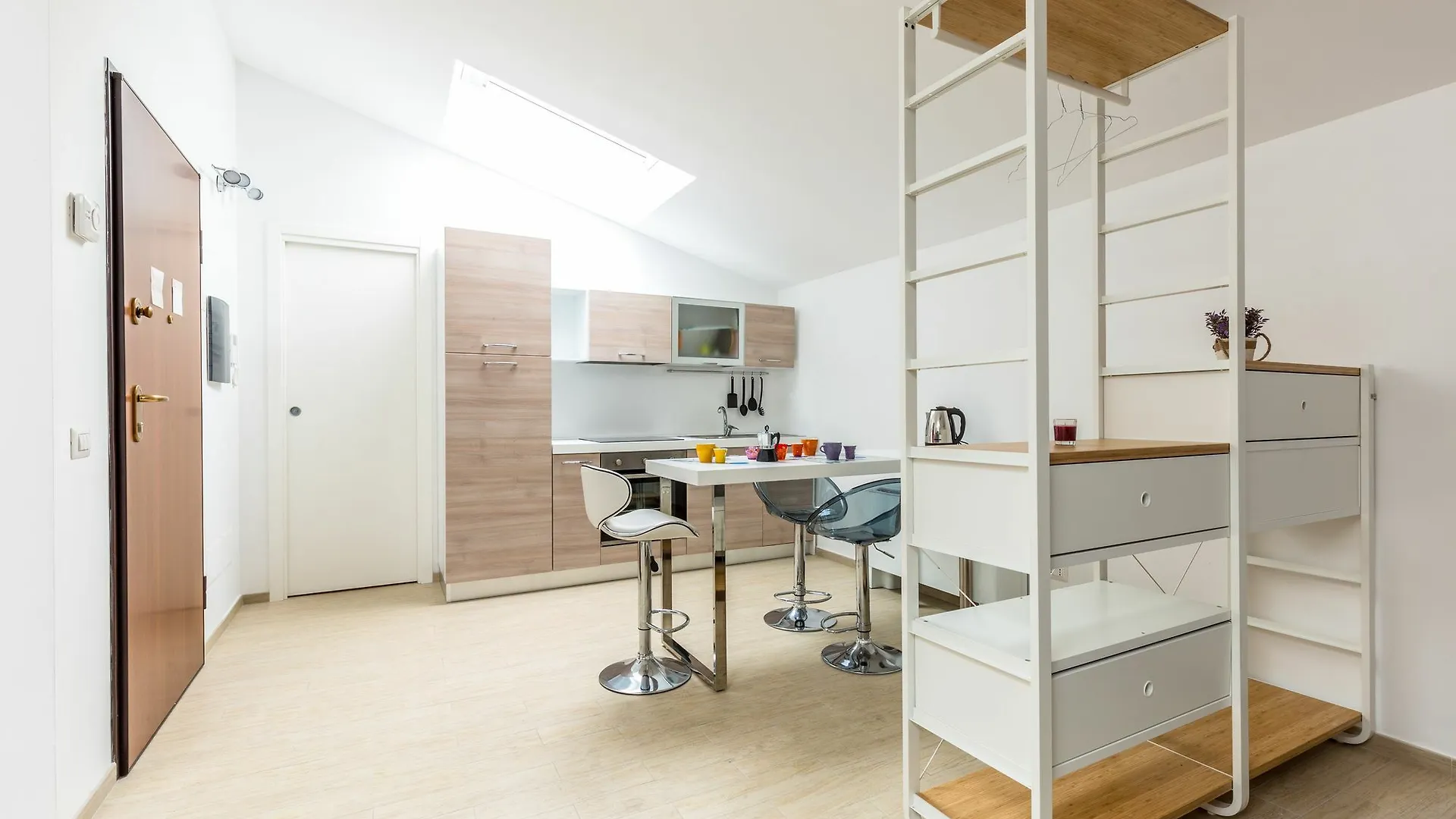 Apartment Studio C, Palazzo Quaroni Palermo